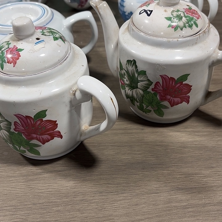 陶健****缘茶壶，茶壶，茶壶两个，微瑕两个微