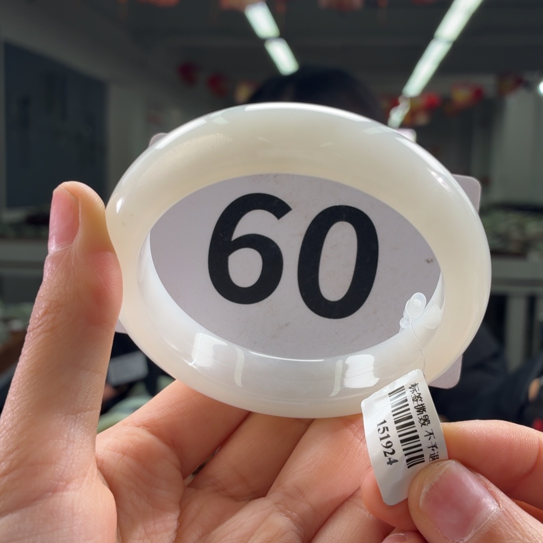 和田玉未镶嵌手镯白月光宽胎 强推！