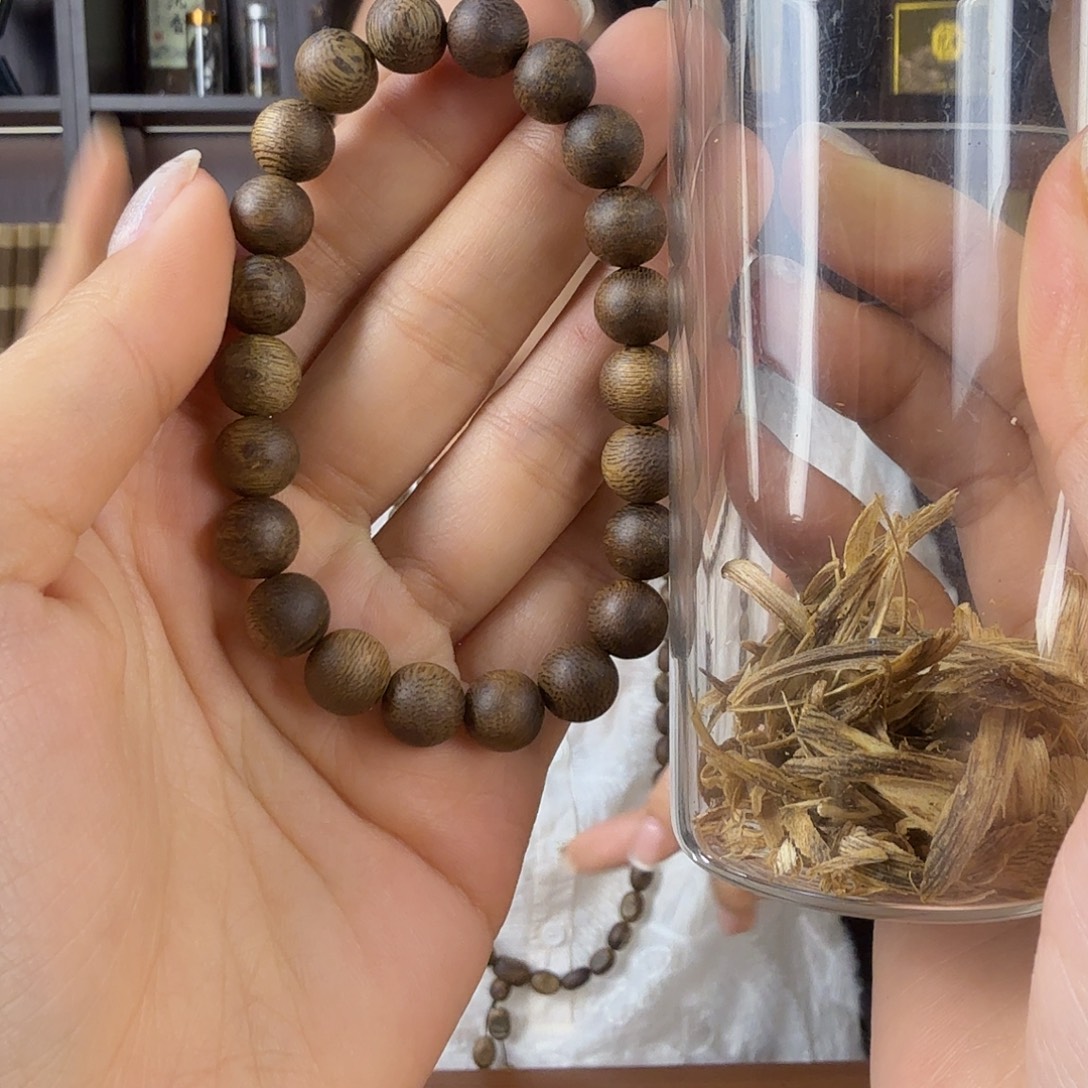 沉香沉香碎屑9mm圆珠单5.5g+ 乌身圆叶