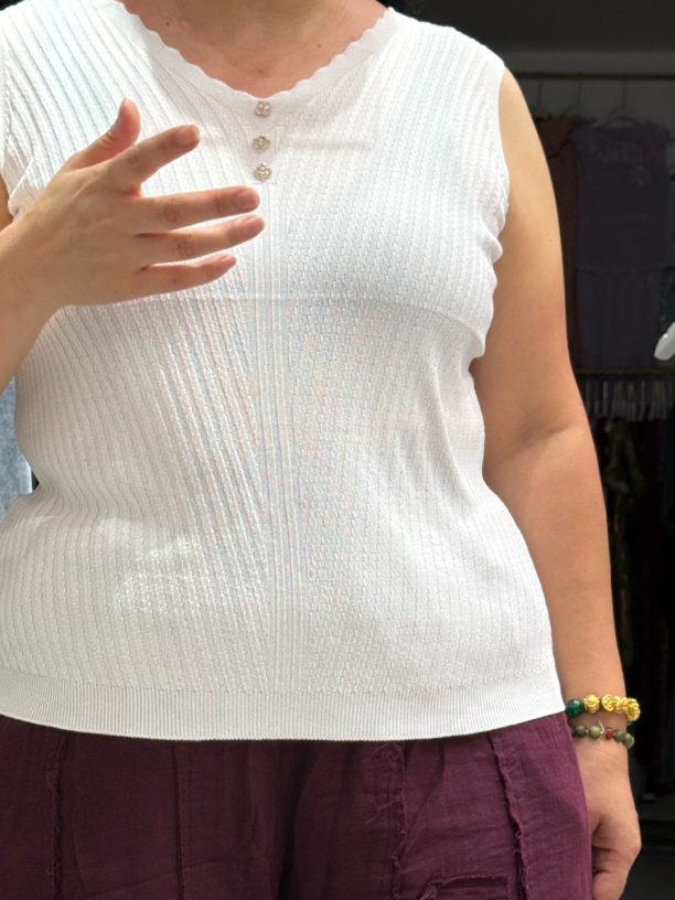 夏季新款冰丝女短款无袖针织吊带背心百搭宽松外穿内搭