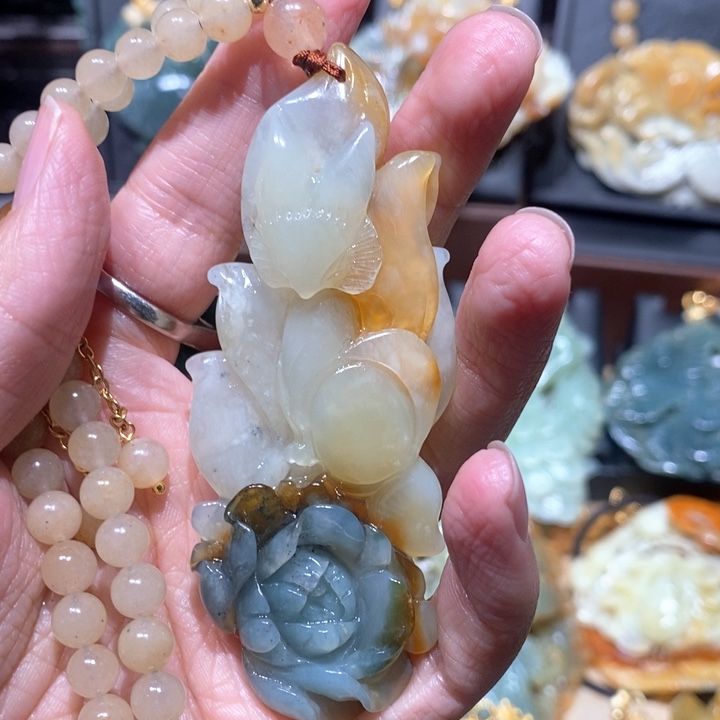 岫玉毛衣链未镶嵌