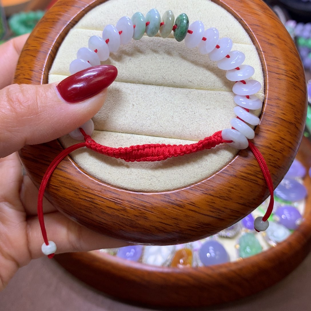 【闪购商品】翡翠颈饰未镶嵌温****馆翡翠