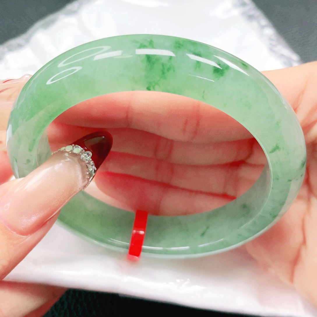 翡翠未镶嵌手镯56