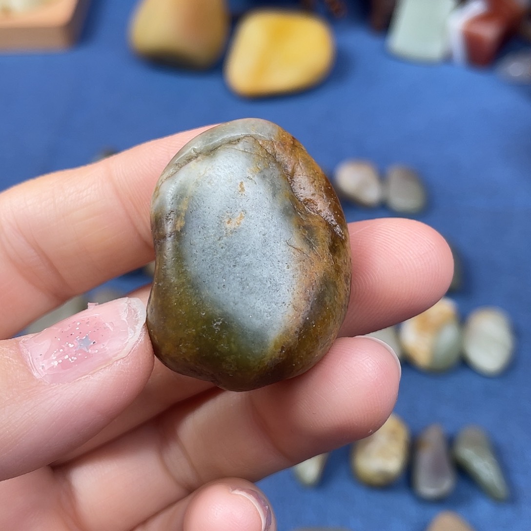 和田玉珠宝奇石未镶嵌白***水