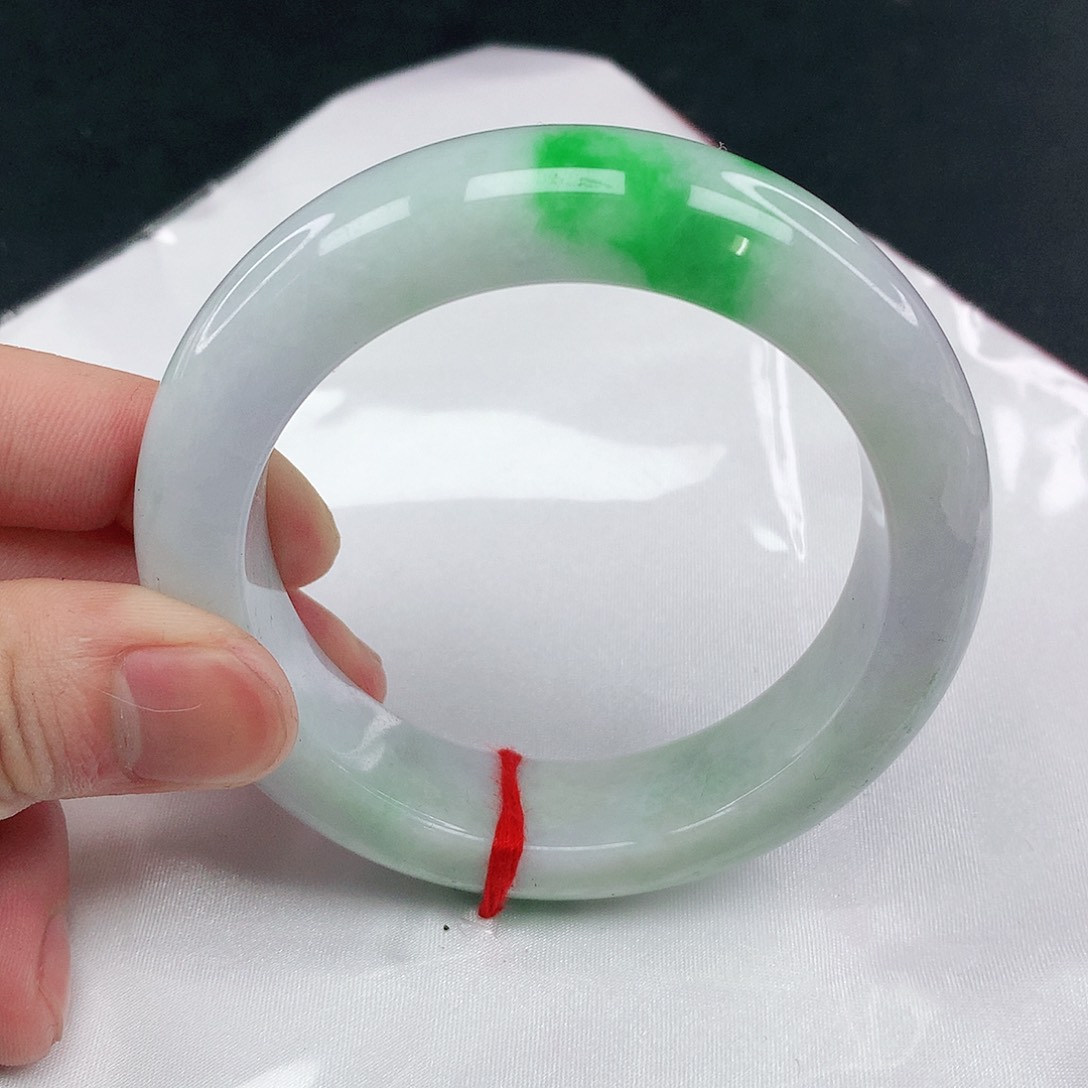 翡翠手镯未镶嵌圈58。0A01