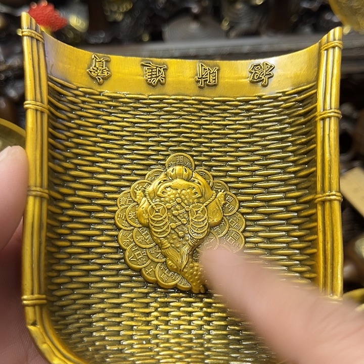 铜器摆件，精品铜器