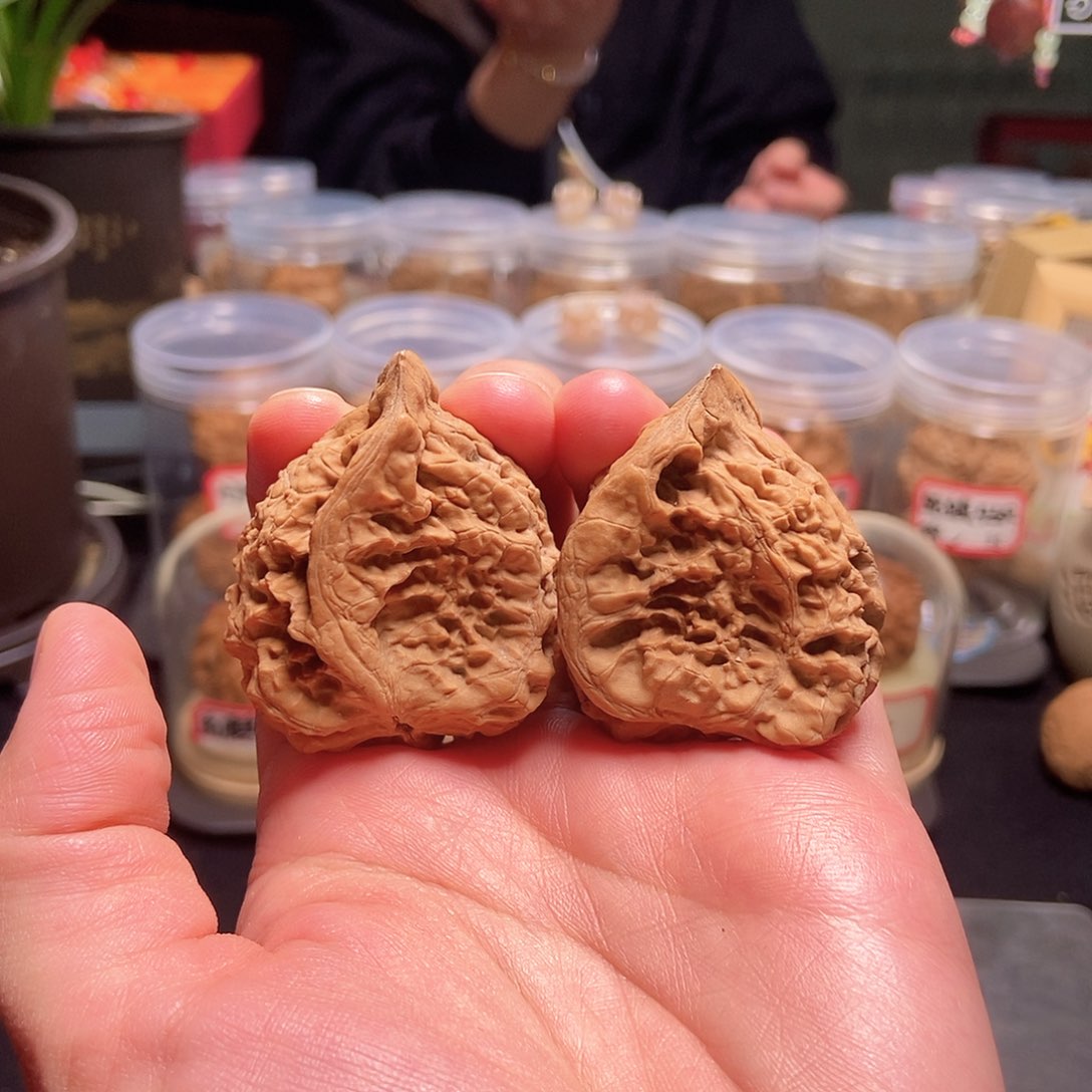 文玩核桃吊坠官帽一帆风顺