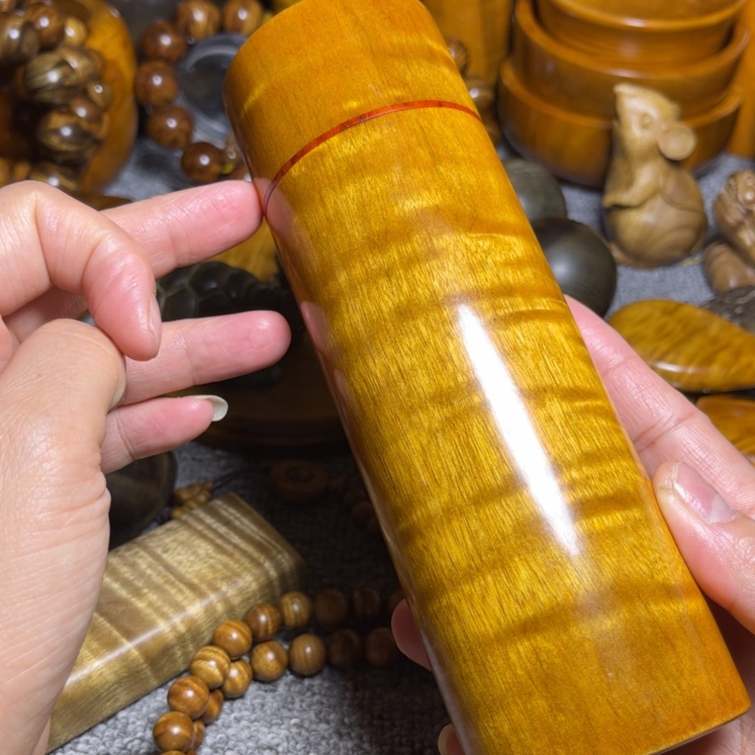 金丝楠保温杯小叶