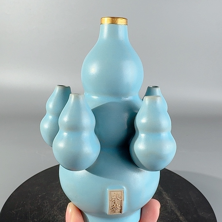 汝窑葫芦瓶品相完美