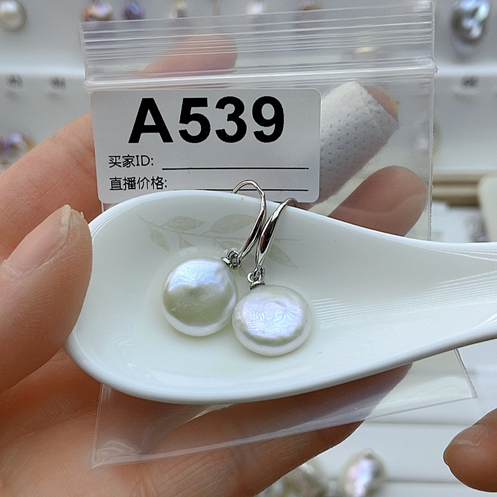 淡水珍珠颈饰银S925镶嵌