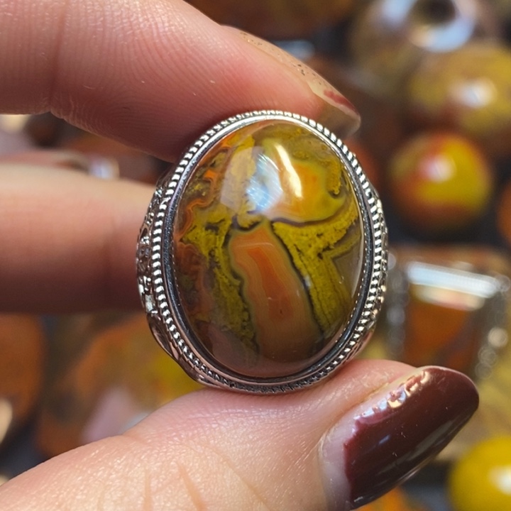 用***5玛瑙/玉髓未镶嵌颈饰