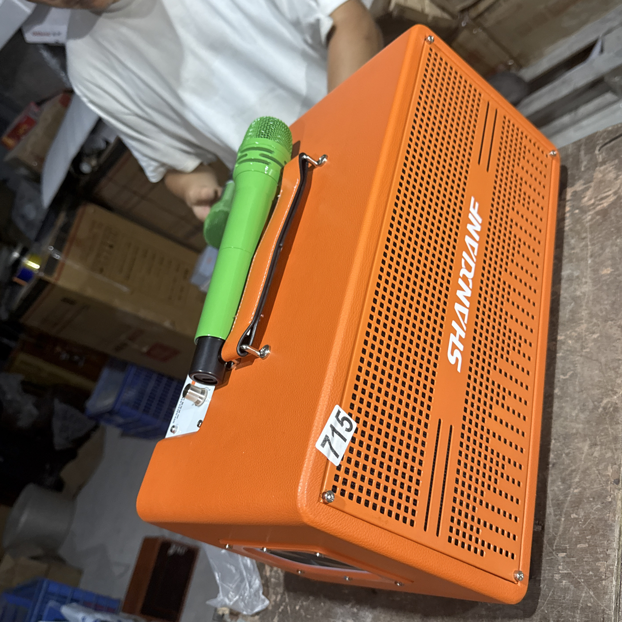 9新  双5.25寸音响电池不质保，不包邮，处理的退货，双麦