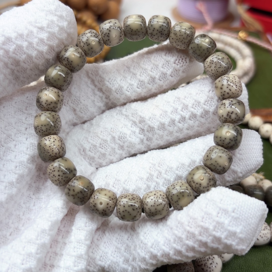 七***熟星月菩提吊坠10针尖星双金标