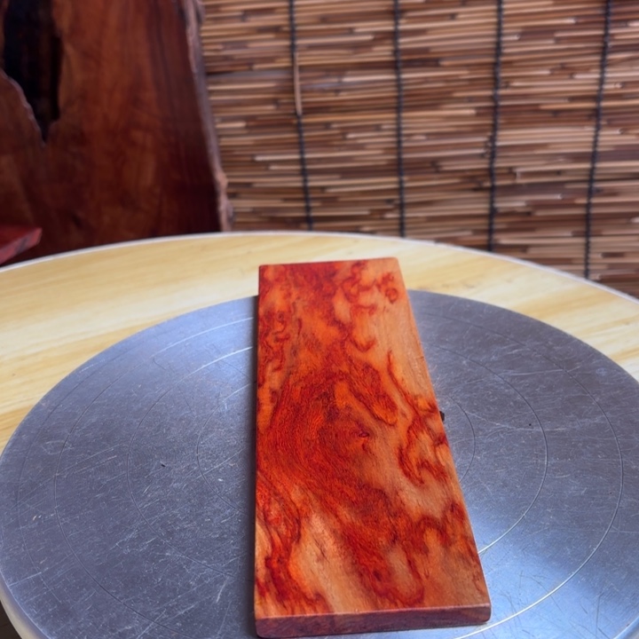 徜***生大叶紫檀（黑酸枝木类）