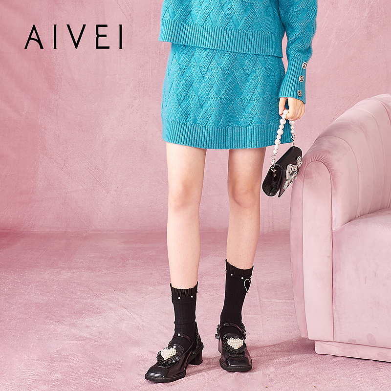 【千颂妮专属】AIVEI欣贺艾薇高腰粗麻花包臀针织短裙P0660030