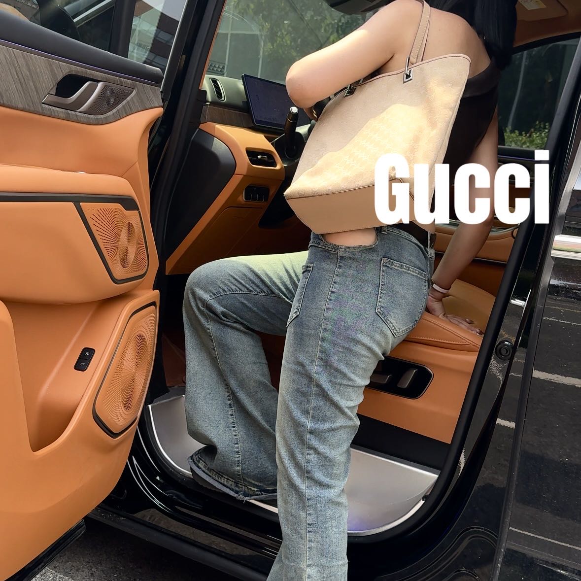 修复品8614349/GUCCI/古驰奶茶色薇薇安包配皮换新