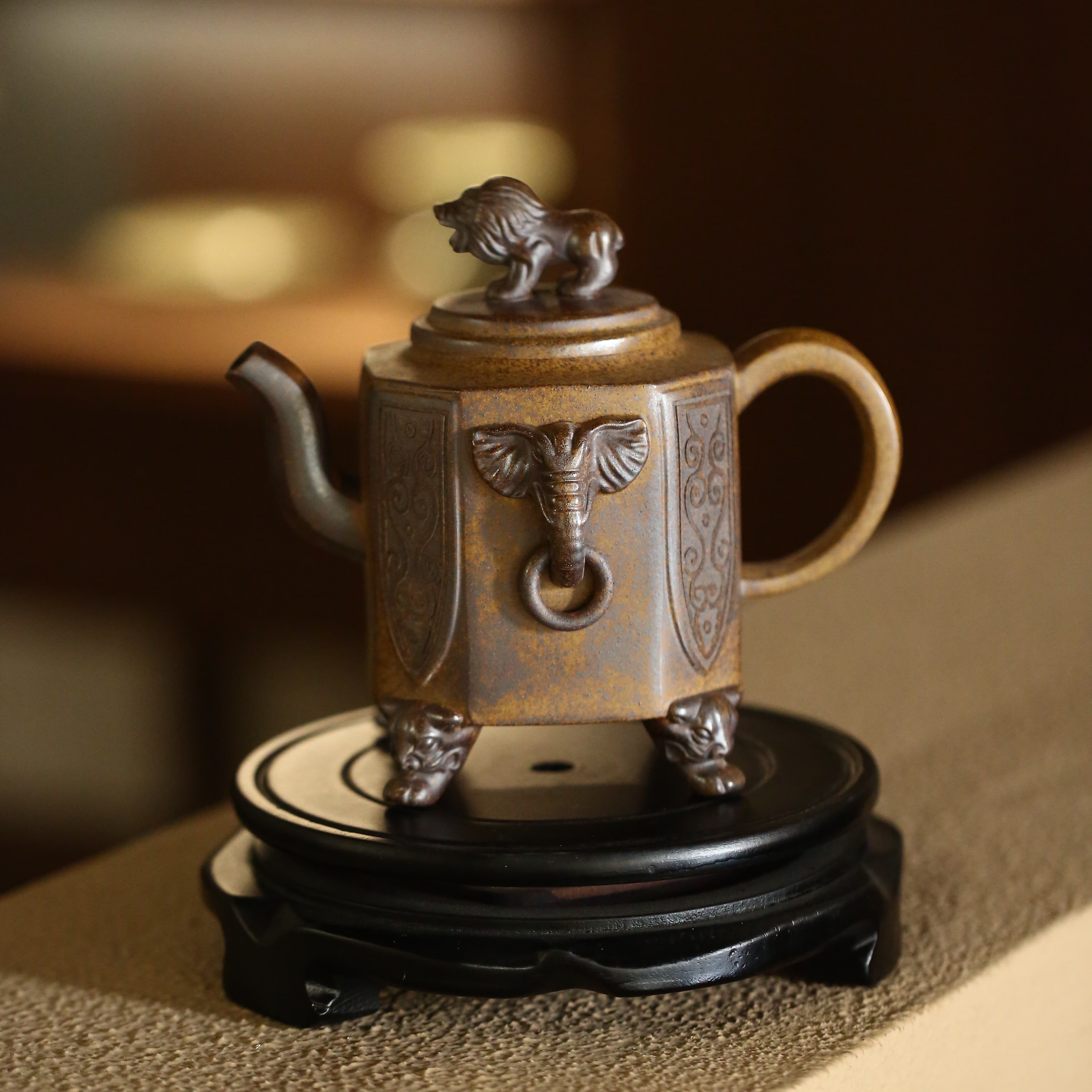 【陶研所专属】威震八方 敬砂堂 黄金段古法柴烧 400cc 茶壶