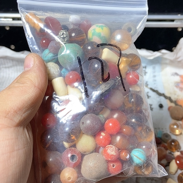 如***梦和田玉未镶嵌颈饰