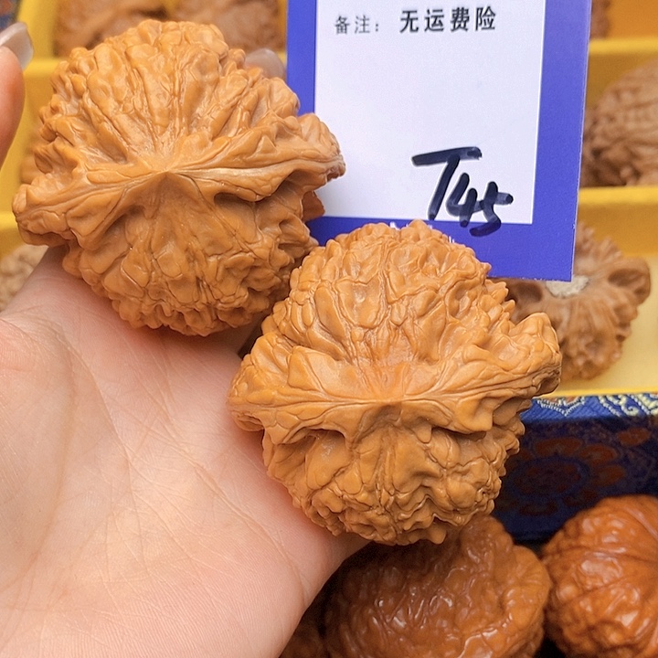 飞***吖把件文玩核桃文玩核桃龙鼎45