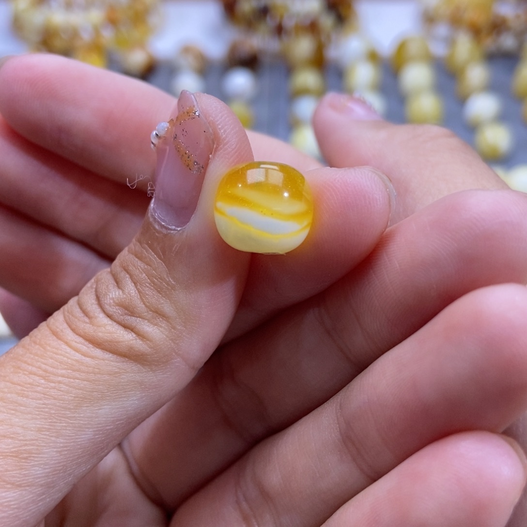 琥珀珠宝奇石未镶嵌11.3