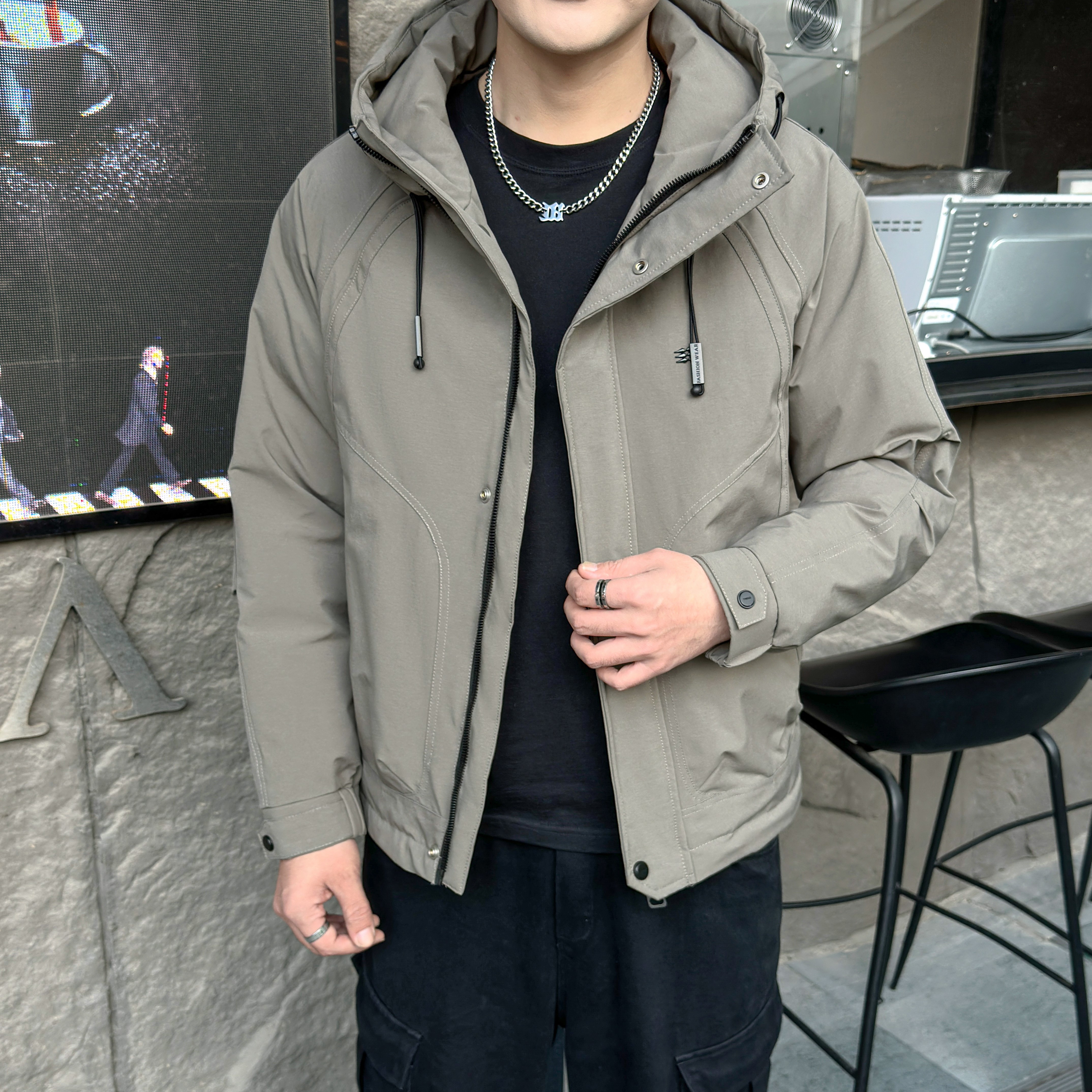 男士冬季新款潮流时尚加厚保暖连帽短款冲锋衣加棉夹克外套棉服09
