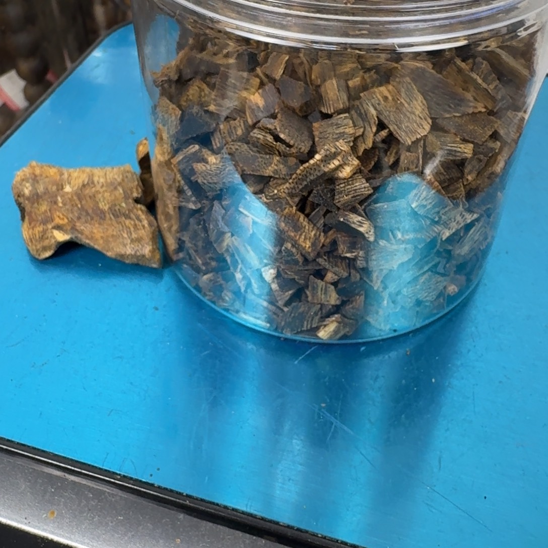 渊***长沉香沉香碎屑奇楠沉香边角料50克