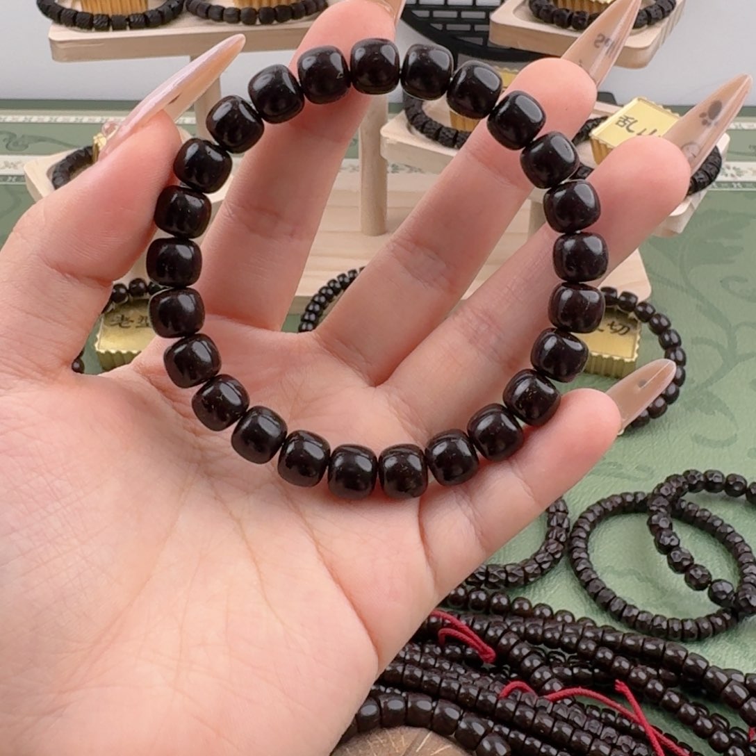 椰蒂吊坠ᴘ****?9✖️8老型手串（加籽一颗）