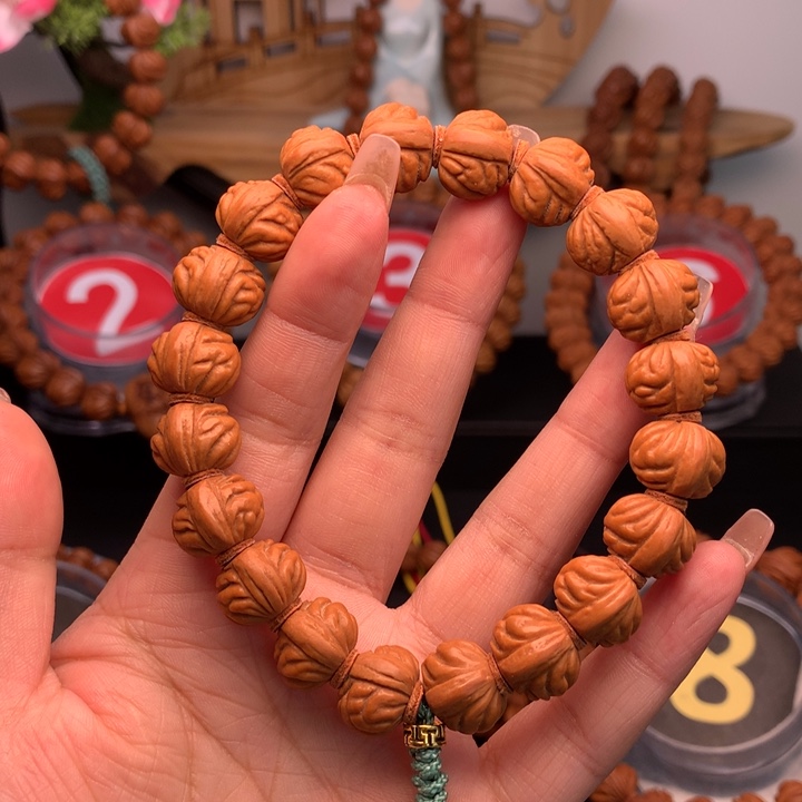 桃核吊坠1.4小金豆手串