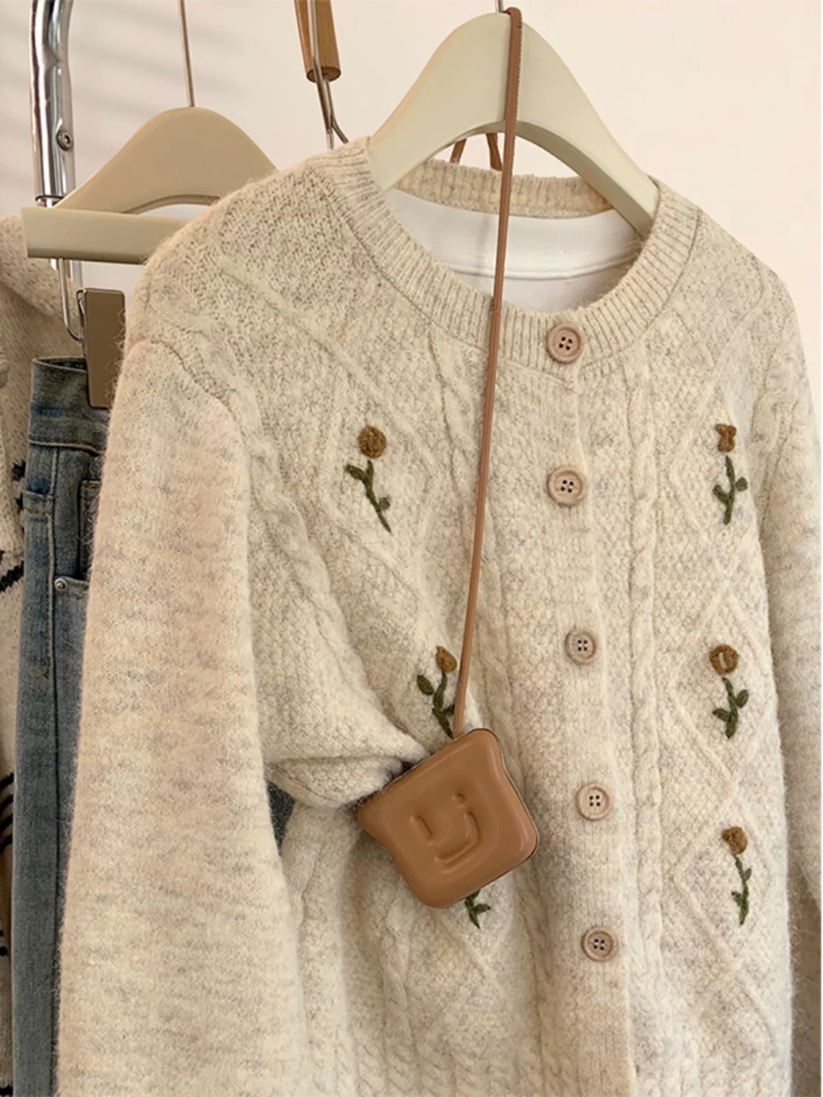 高稀羊毛衫羊绒衫vintage马甲打底开衫外套裙子半裙裤子围巾