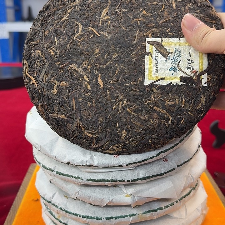 勐海春2018年7饼高端