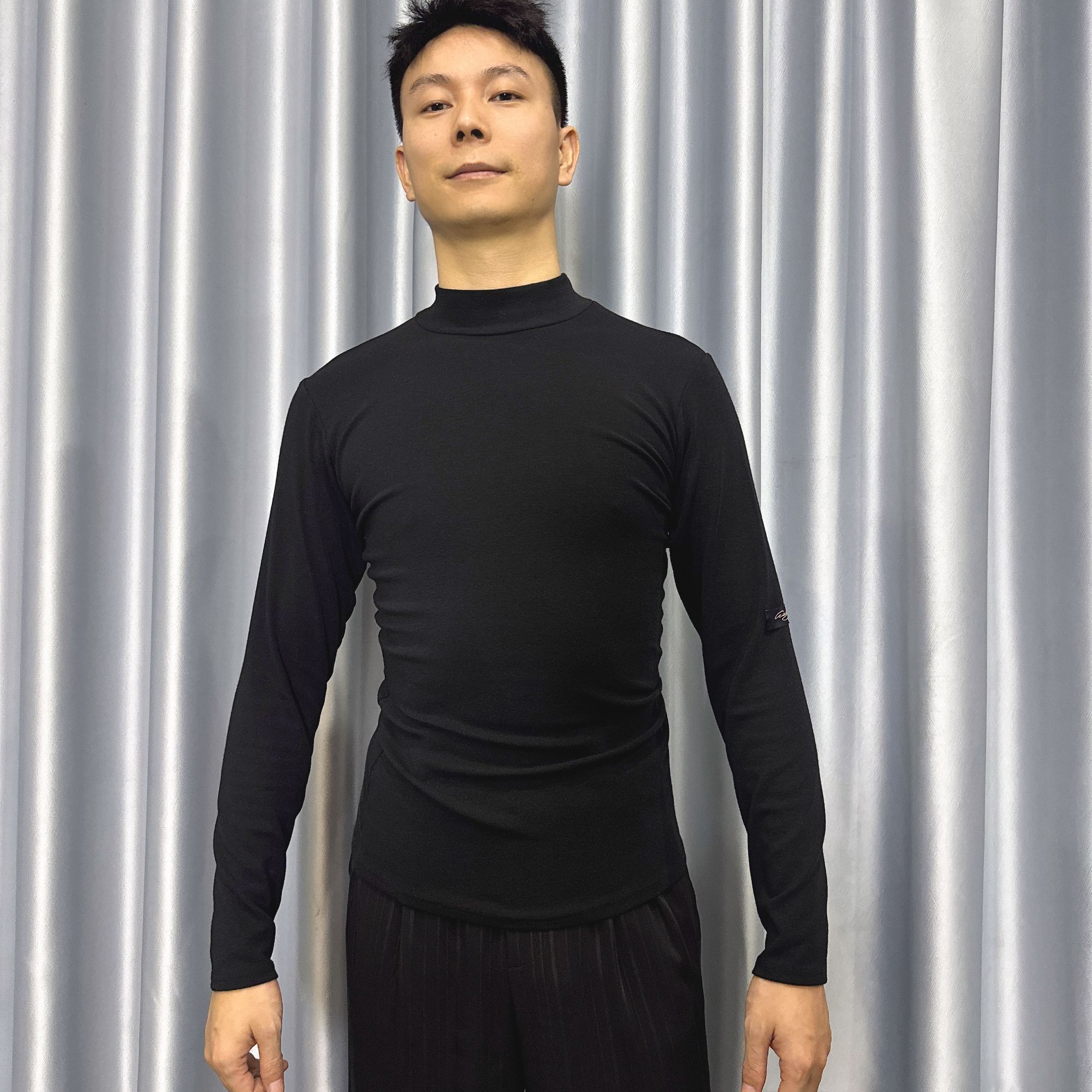 《南岸李强老师专属》薇葶丹斯男士高领修身摩登T恤WT057