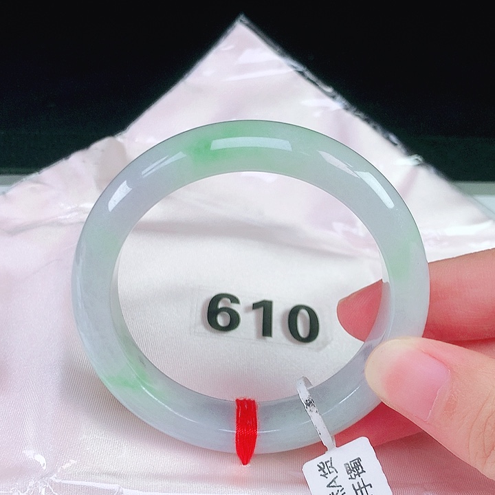 未镶嵌手镯翡翠54.7