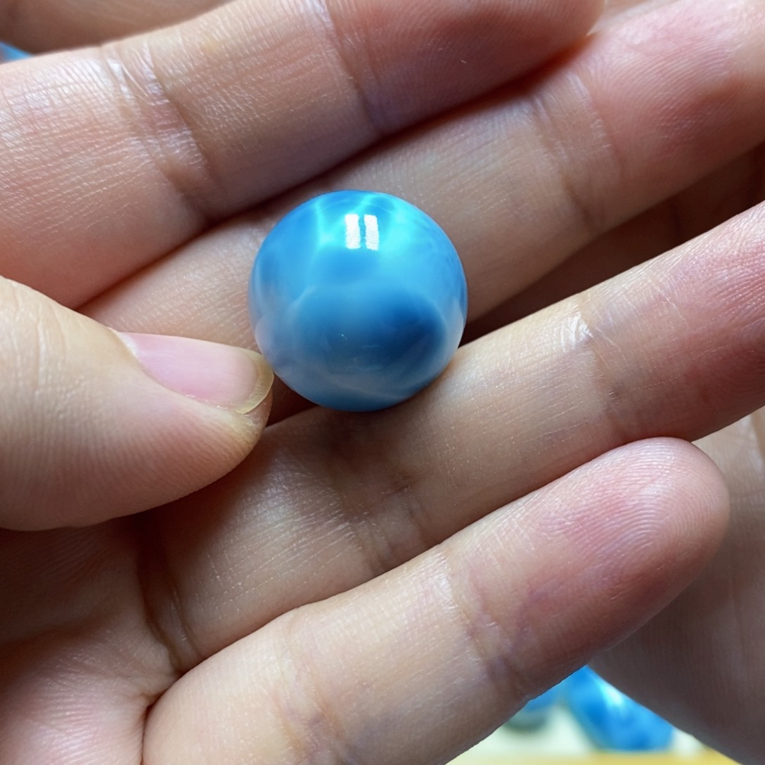 未镶嵌针钠钙石（海纹石）颈饰如**初