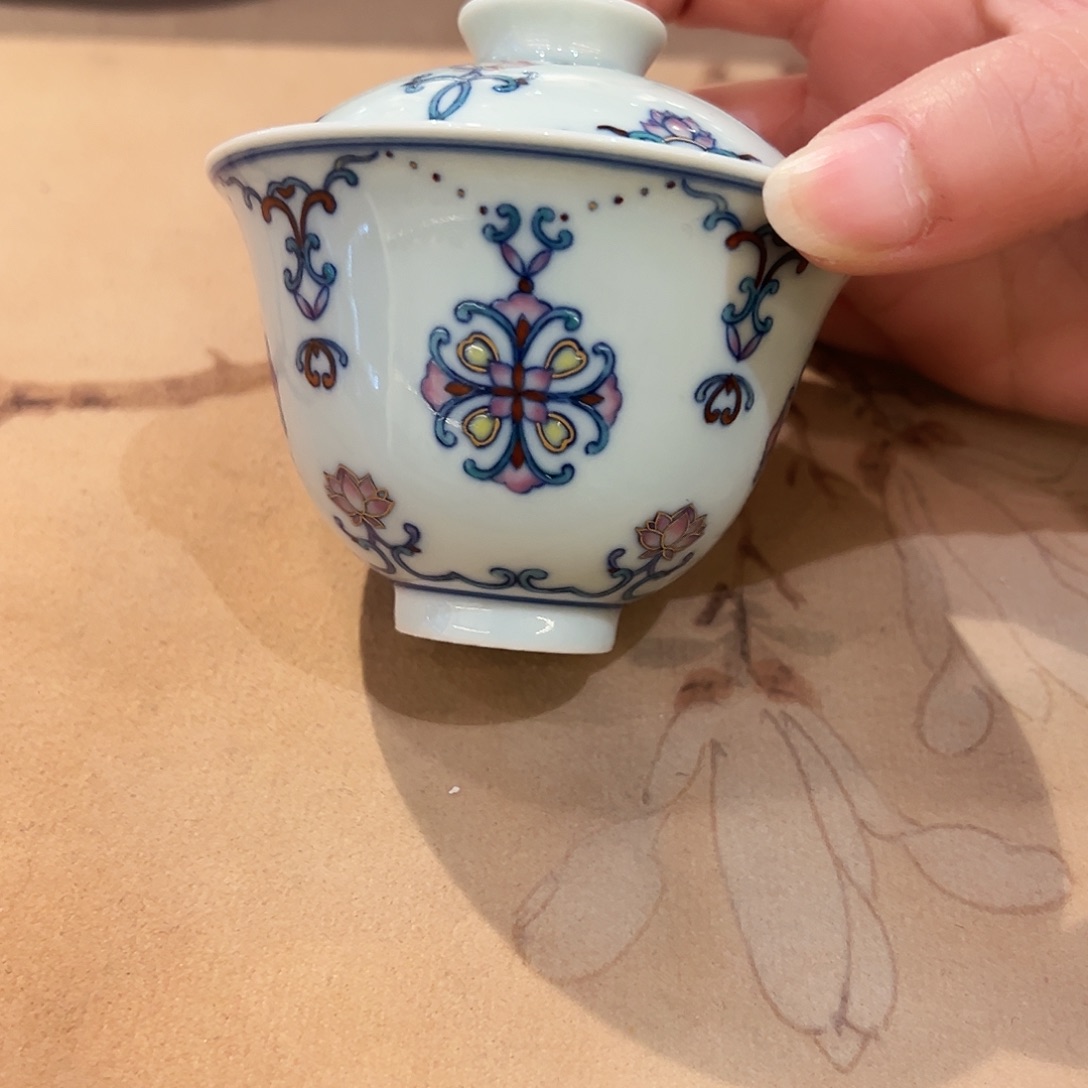 无*原矿传统老派斗彩盖碗