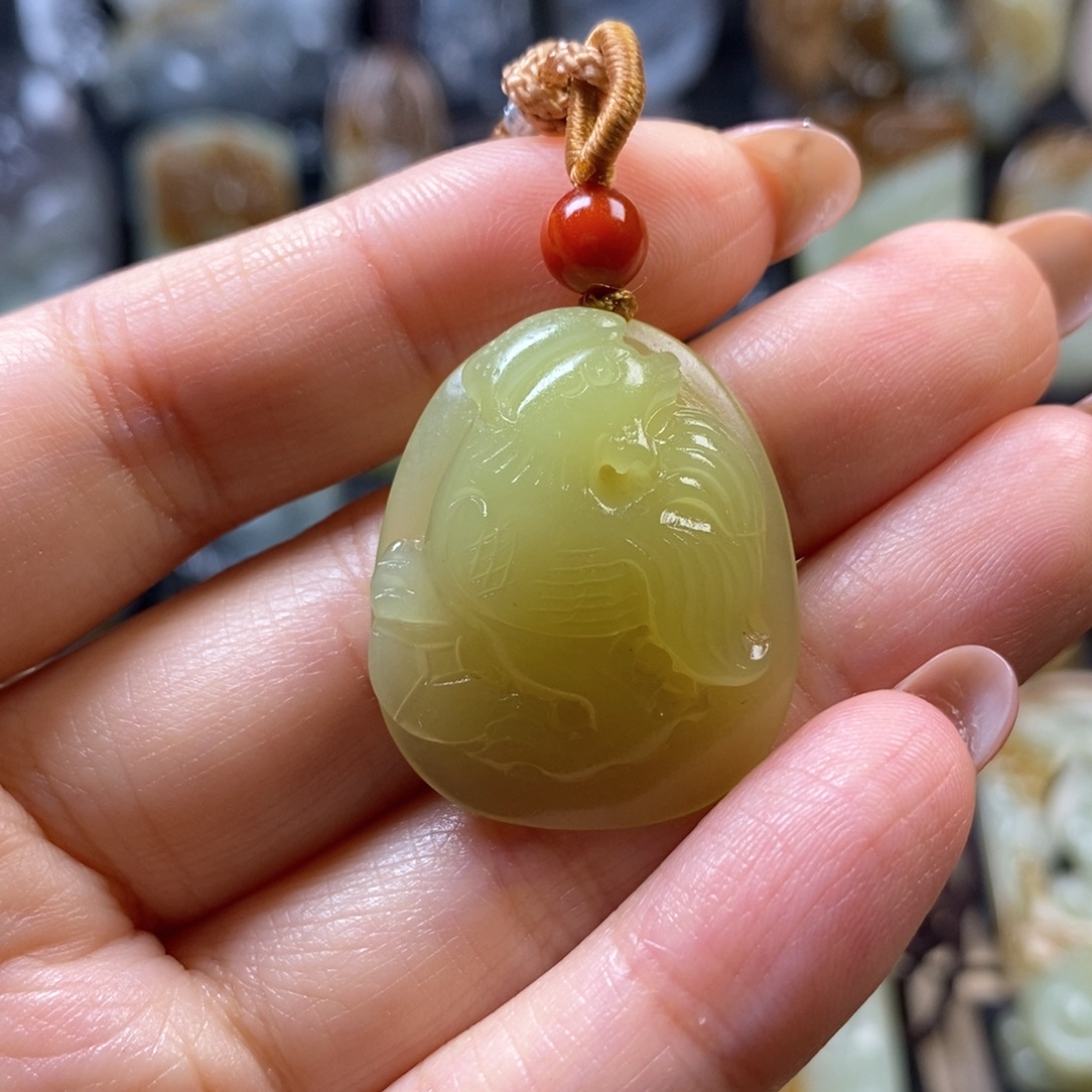 和田玉未镶嵌挂件