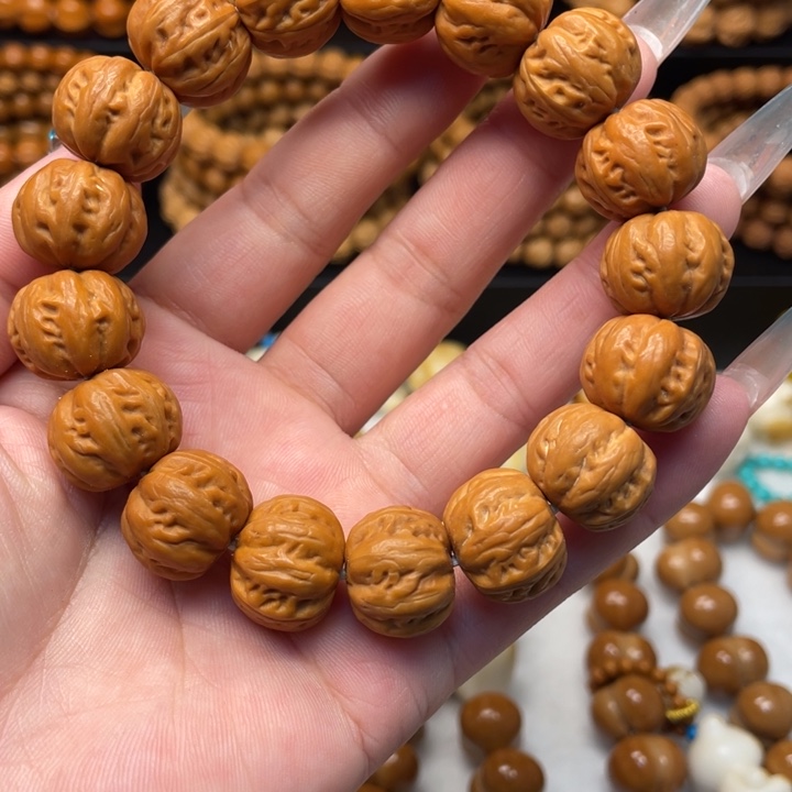 手串猴头核桃微瑕大八棱