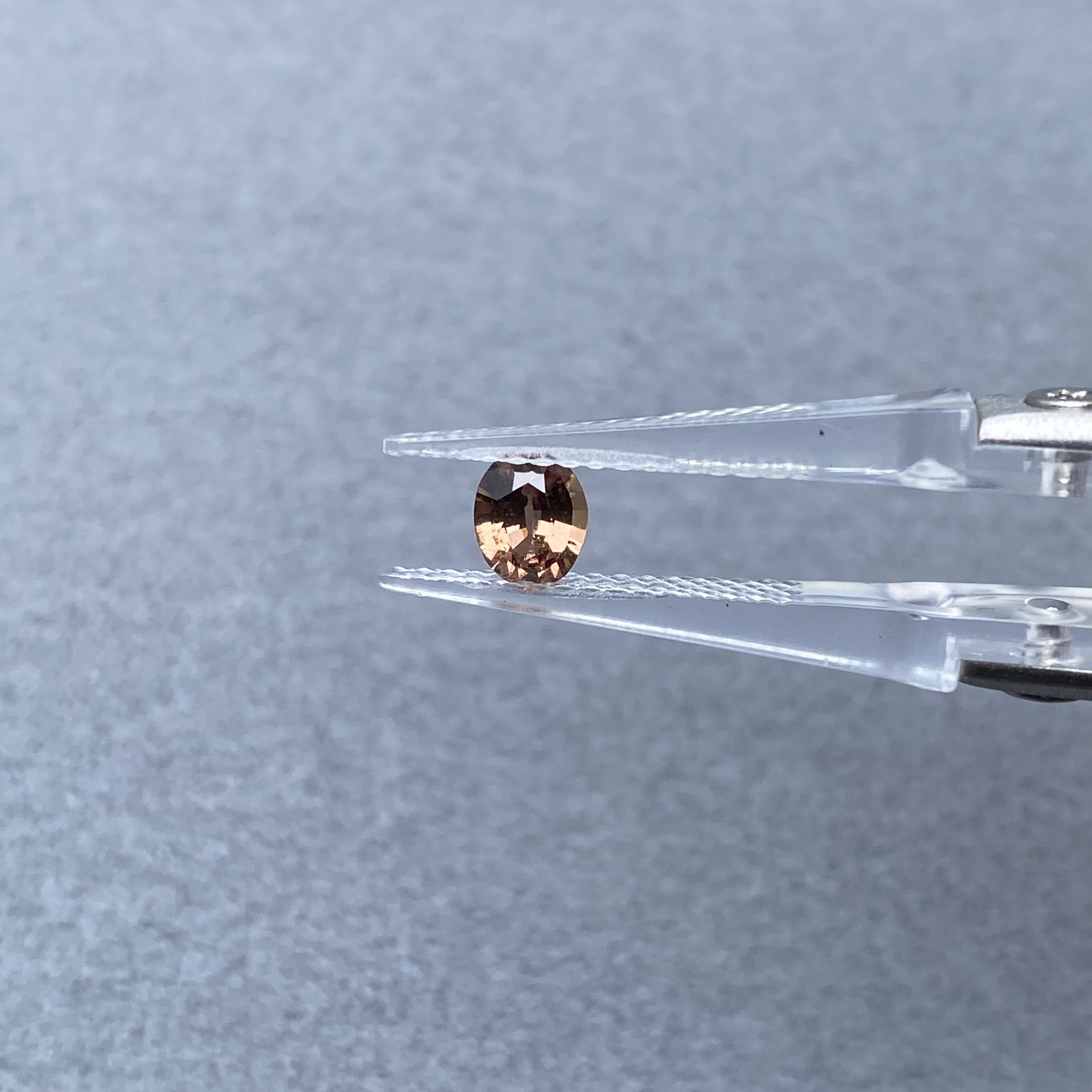 棕橙N蓝宝石-0.72ct（12311921）0307