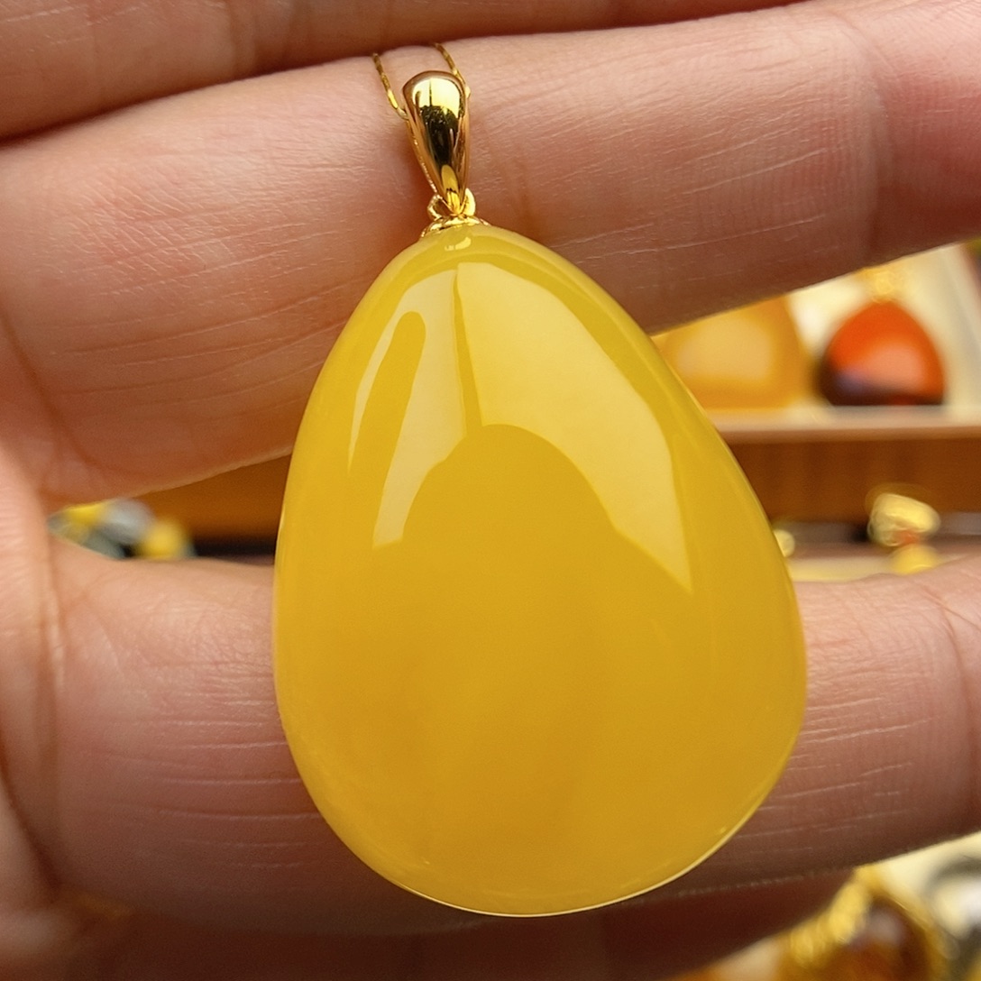 银S925镀金镶嵌颈饰琥珀