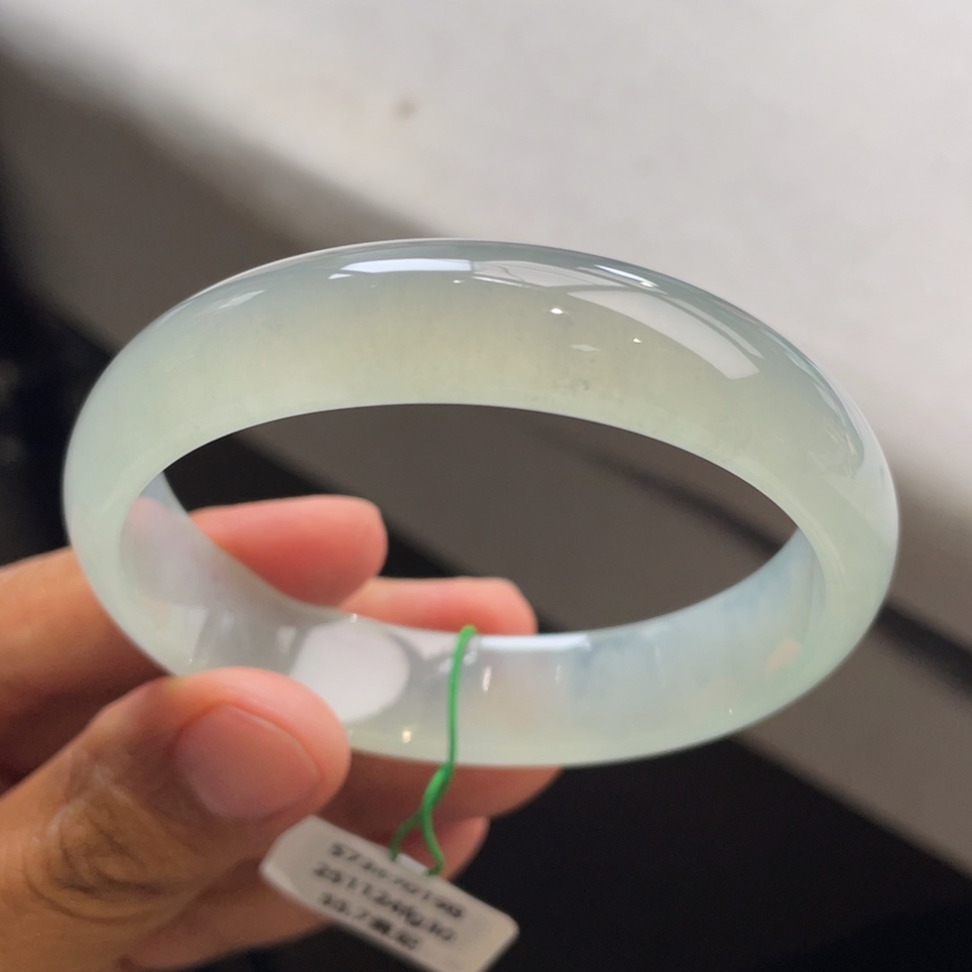 翡翠未镶嵌手镯冰晴底手镯【强推】