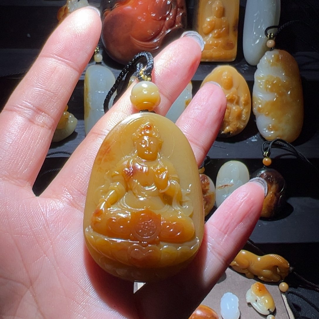 和田玉玉牌未镶嵌心****藏