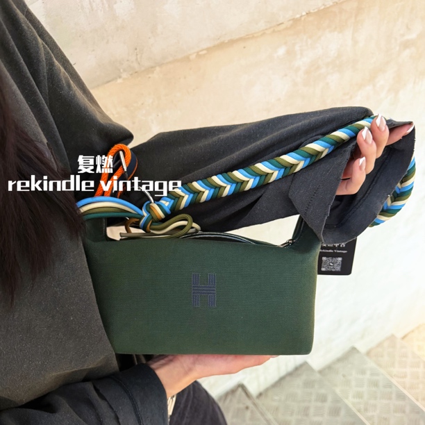 95新 Hermes/爱马仕 复燃精选/军绿色帆布小号饭盒包