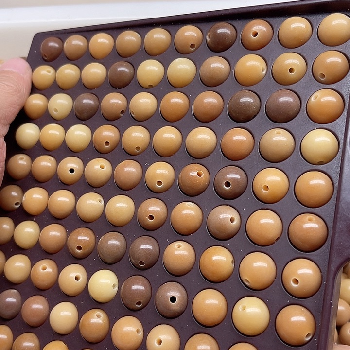 白玉菩提吊坠瑕疵12风化圆珠大50卡灯牌宠60颗