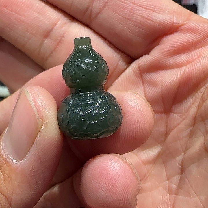 和田玉未镶嵌颈饰新疆且末蓝