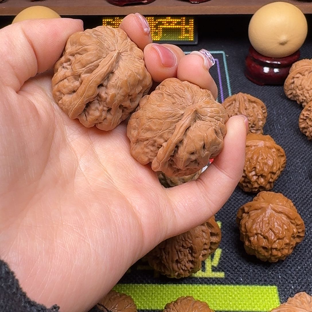 文玩核桃吊坠小一帆风顺