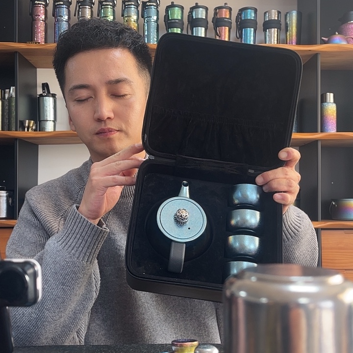 和***币钛合金锥形壶金炫