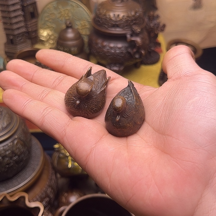 精美铜器点击下单