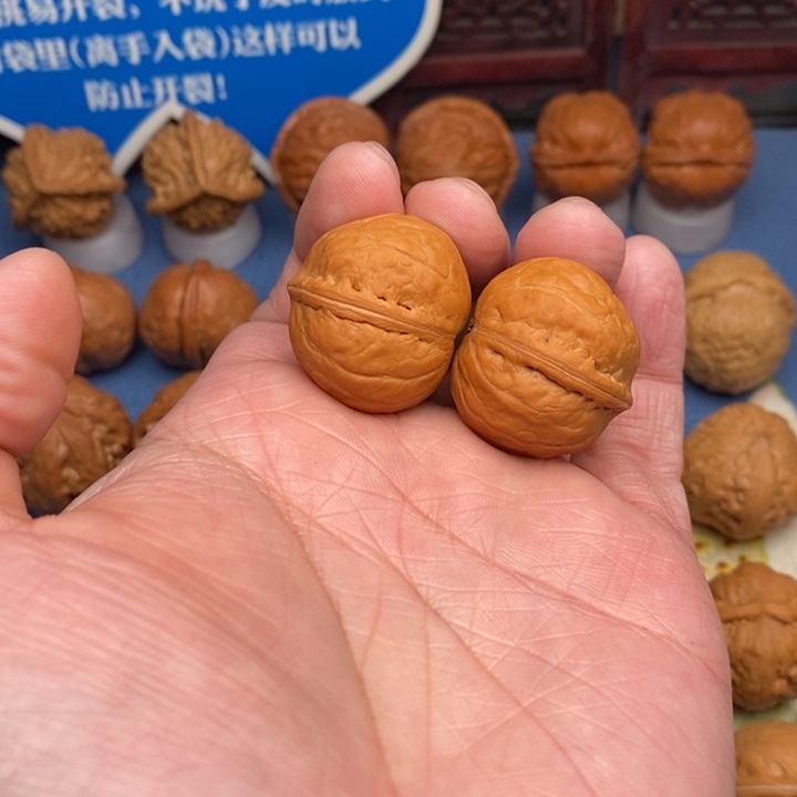 文玩核桃把件佛肚
