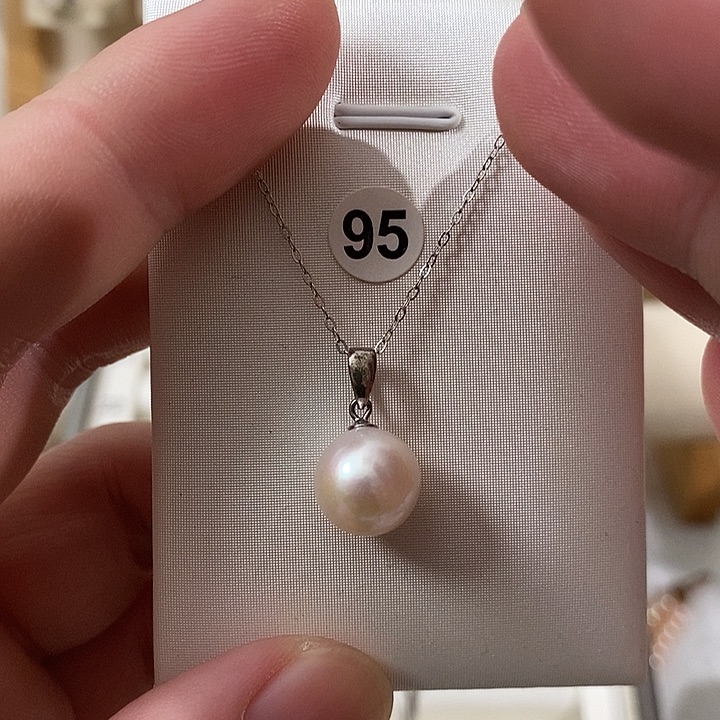 银S925镶嵌耳饰淡水珍珠