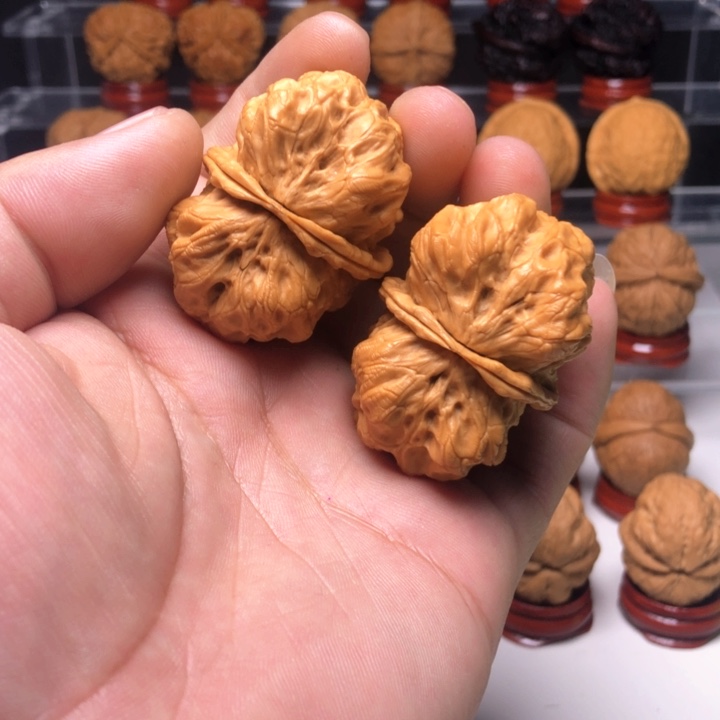 文玩核桃吊坠8盘石鬼脸