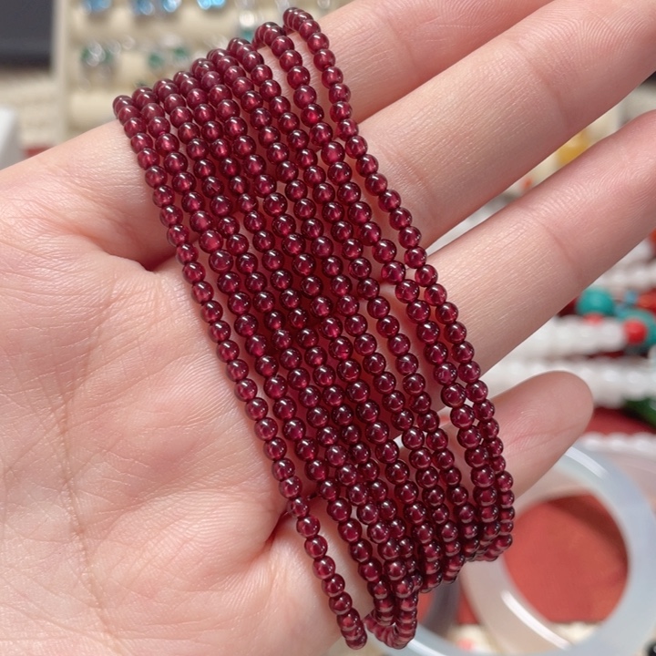 未镶嵌石榴石手链